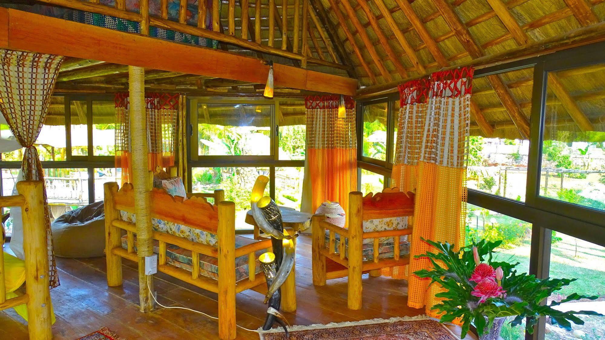 Malakai Eco Lodge Kajansi Bagian luar foto